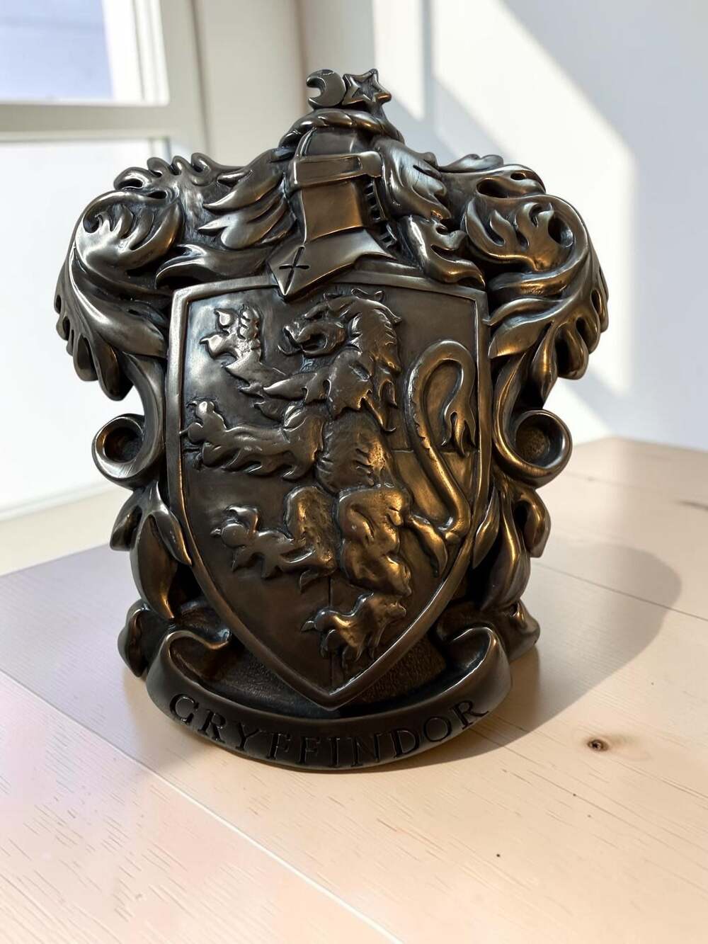 Harry Potter Gryffindor Crest/ Shield Hanging